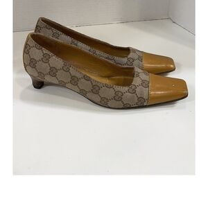 Gucci Women's Tan and Brown Pumps